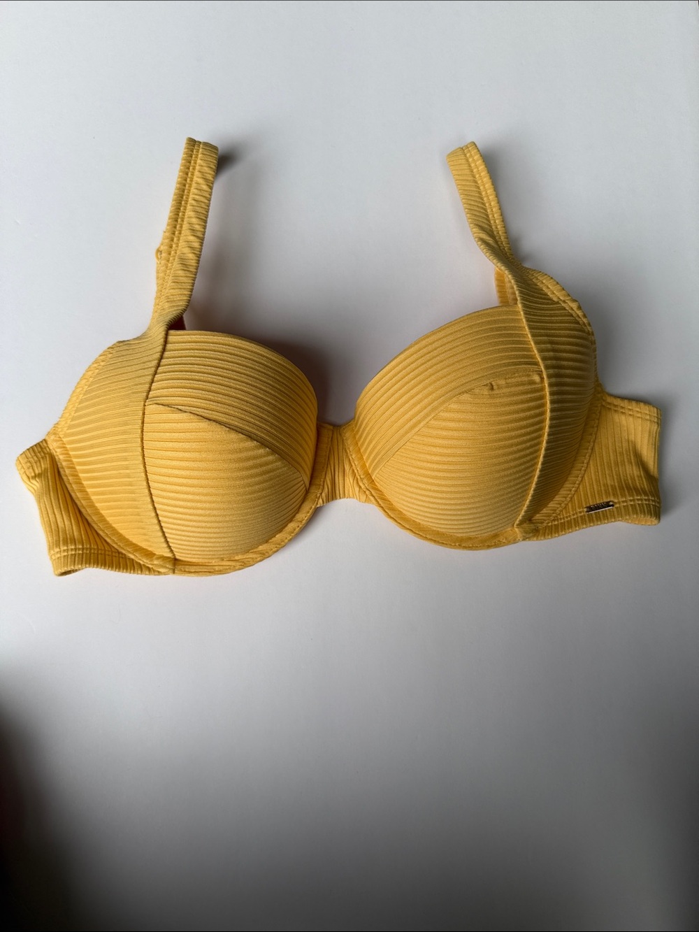 PINK Victoria's Secret Yellow Ribbed Underwire Bra NWT - Picture 2 of 8